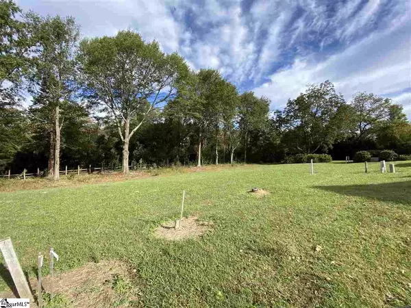 27 Lowther Hall Lane, Greenville, SC 29615-0000