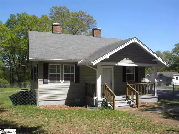 6 Ash Street, Spartanburg, SC 29303