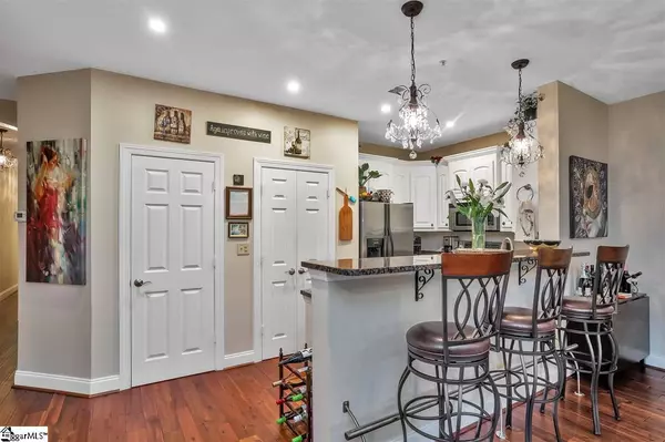 Greenville, SC 29601,1209 E Washington Street