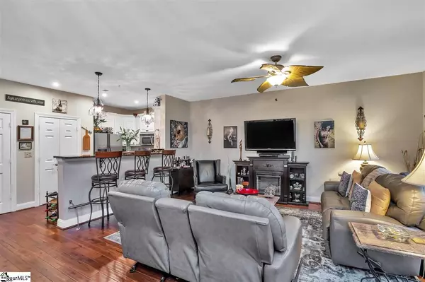 Greenville, SC 29601,1209 E Washington Street