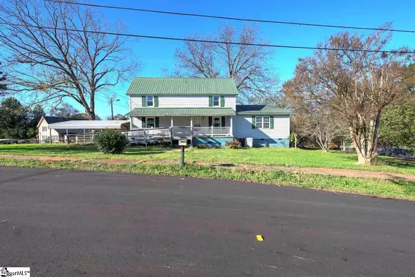 3 Baptist Street, Pelzer, SC 29669-1601