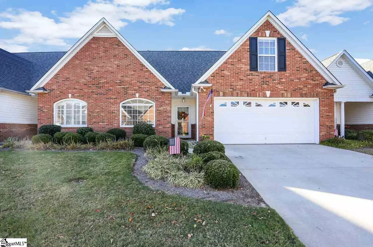 Simpsonville, SC 29681-5996,105 HIGH CREST Court