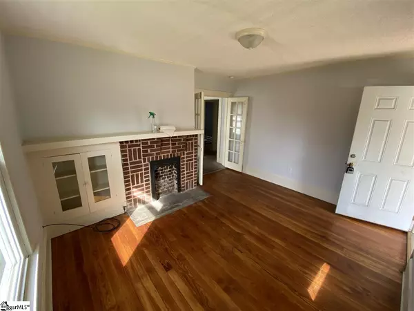 Inman, SC 29349,9 Leonard Street
