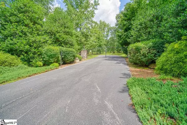 Landrum, SC 29356,2000 Oak Grove Road