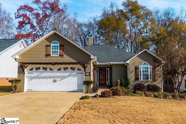 503 Lake Lennox Drive, Simpsonville, SC 29681