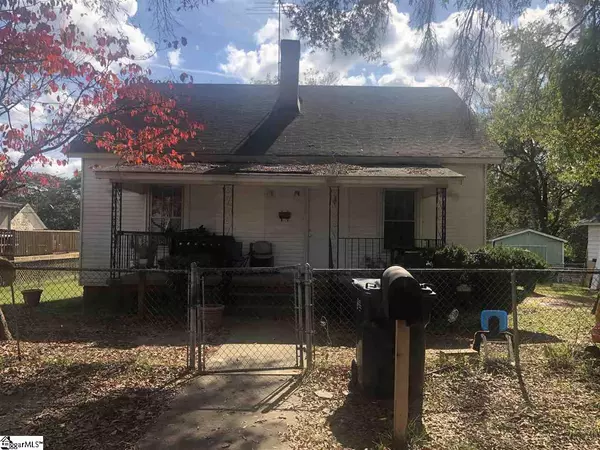 18 E 7th Street, Greenville, SC 29611