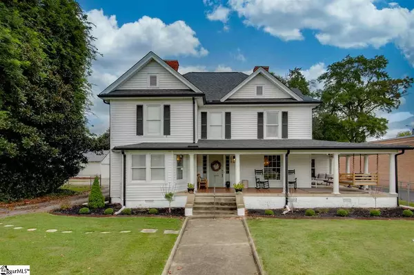 204 W Poinsett Street, Greer, SC 29650