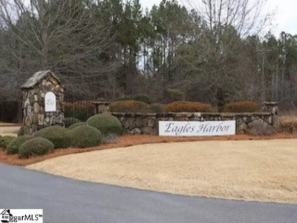 112 Long Point Road, Hodges, SC 29653