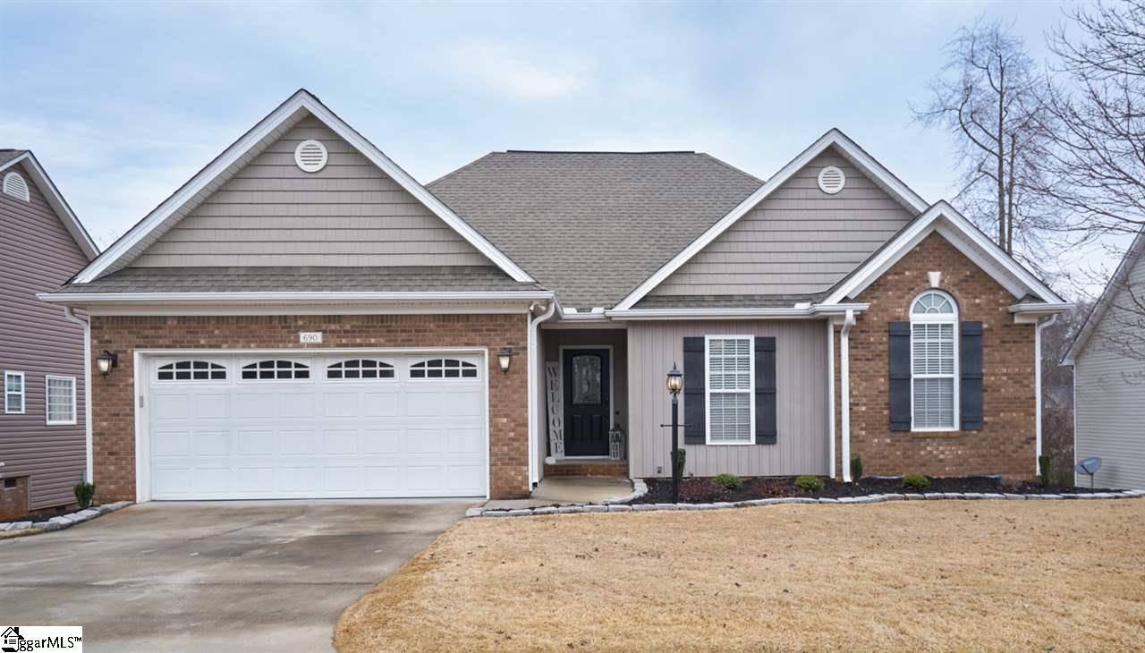 690 Secretariat Drive, Boiling Springs, SC 29316