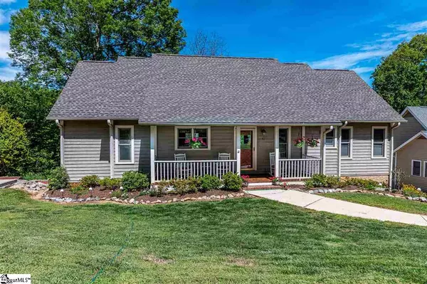 105 Raptor Way, Landrum, SC 29356