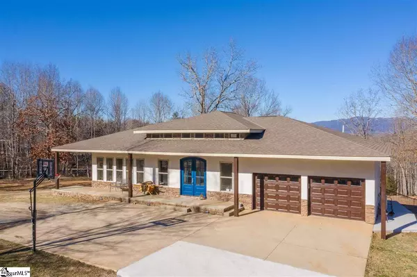 290 Rabbit Road, Travelers Rest, SC 29690