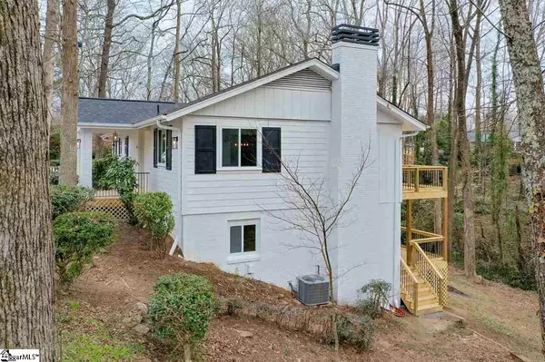 Greenville, SC 29611,9 Sunderland Drive