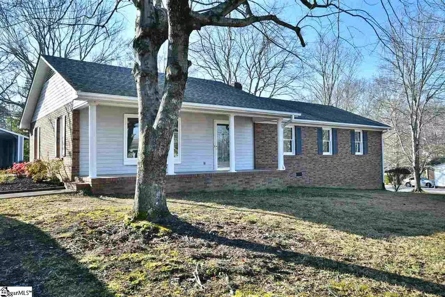 306 Oakfield Avenue, Easley, SC 29640