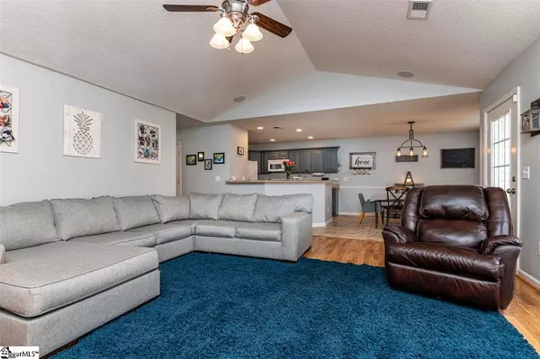 Taylors, SC 29687,113 Wynette Way