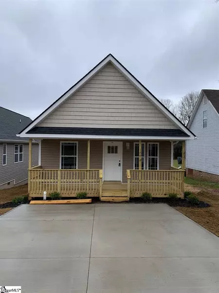 126 Spring Street, Greer, SC 29650