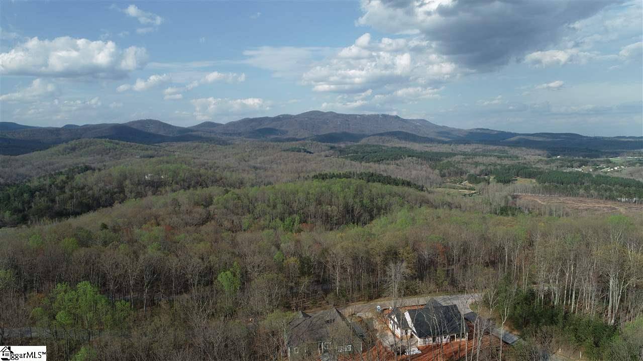 1 Valley Crest Court, Travelers Rest, SC 29690