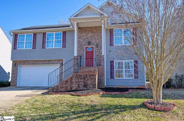 42 Spring Fellow Lane, Taylors, SC 29687-1714