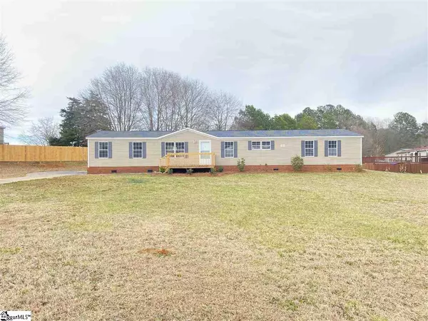 5 Ashley Hall Road, Fountain Inn, SC 29644