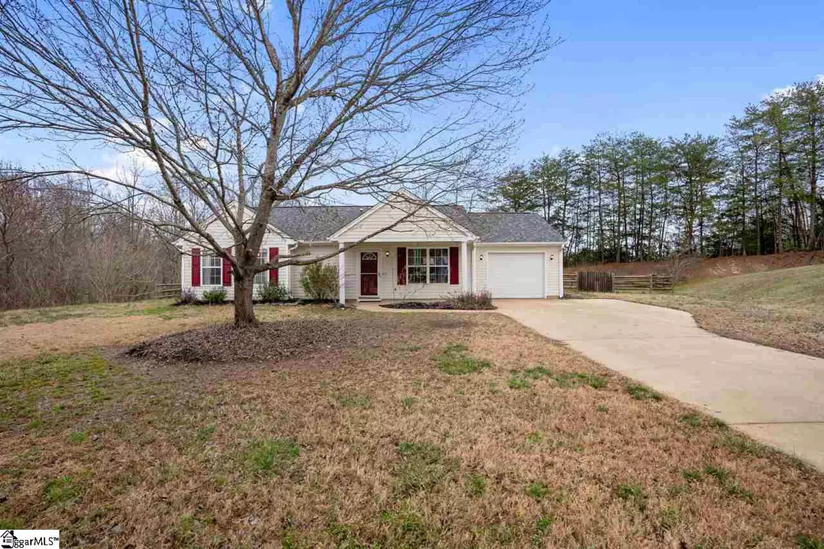 Taylors, SC 29687,515 Crescentwood Court