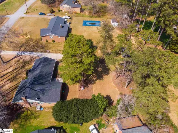 Laurens, SC 29360,107 Pheasant Run