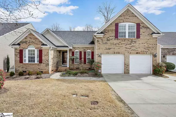 108 ALLENDALE ABBEY Lane, Simpsonville, SC 29681