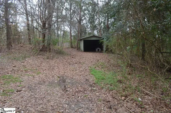 Ware Shoals, SC 29690,162 S Greenwood Avenue