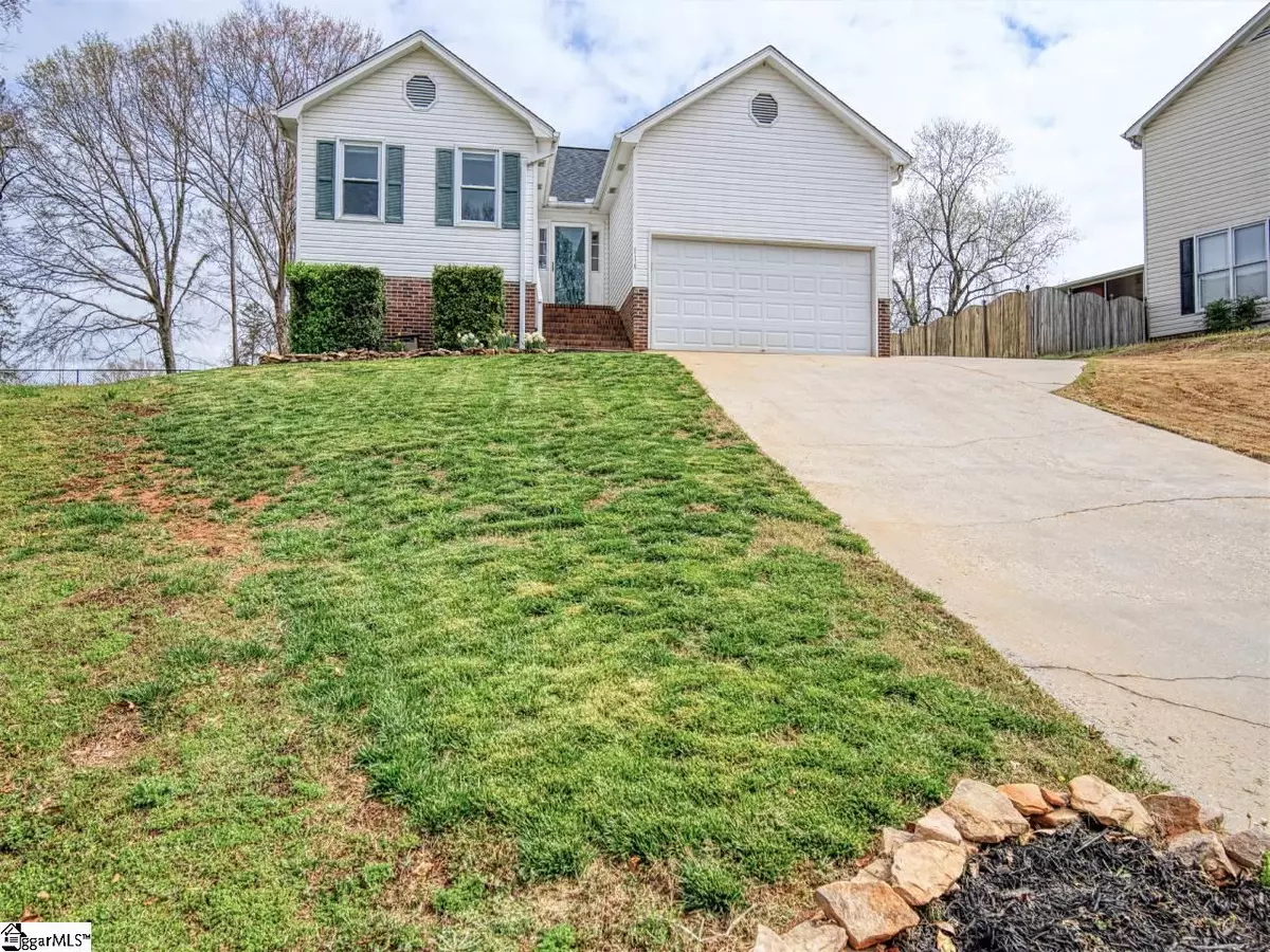 Simpsonville, SC 29681,116 Cedar Ridge Lane