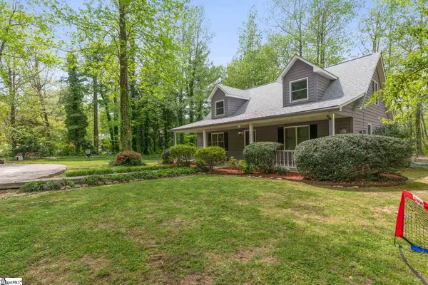 Landrum, SC 29356,1346 E lakeshore Drive