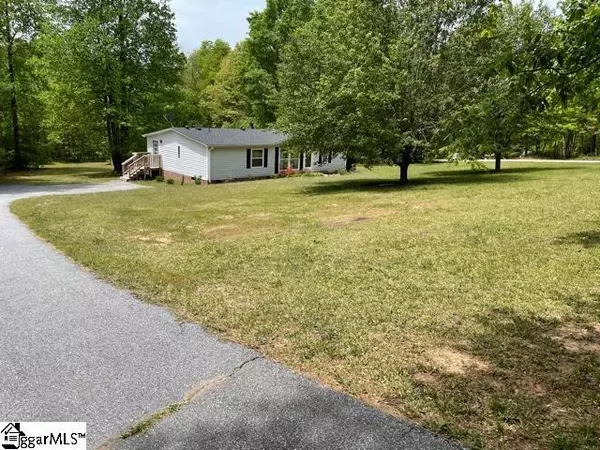 137 Coster Road,  Travelers Rest,  SC 29690-9117