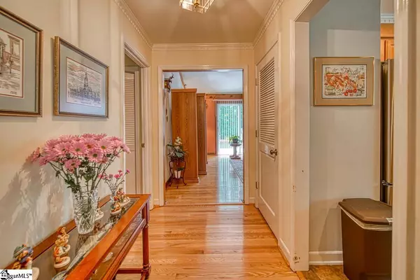 Simpsonville, SC 29681,109 Saddletree Place