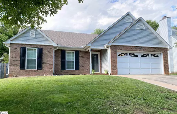 122 W Fall River Way, Simpsonville, SC 29680