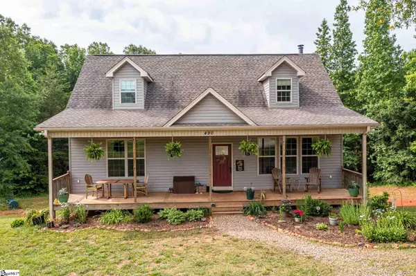 490 Ridings Road, Campobello, SC 29322