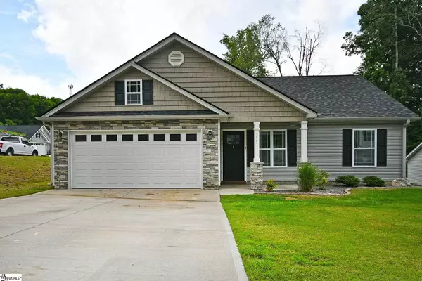 331 Bench Creek Place, Roebuck, SC 29376