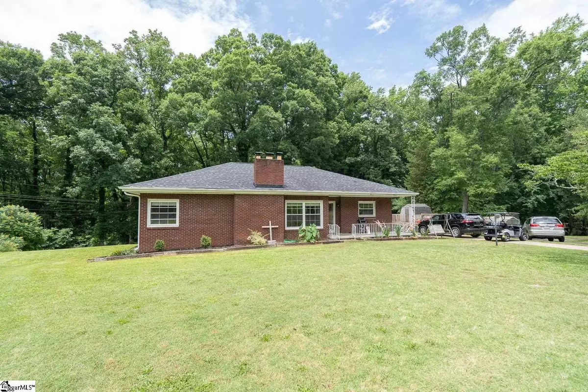 Honea Path, SC 29654-2133,16 E Washington Circle