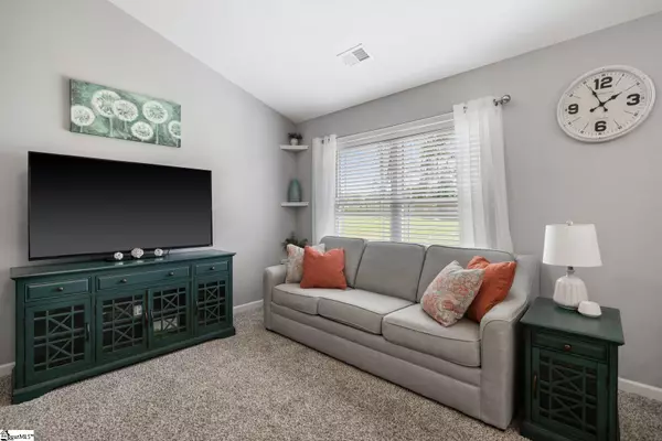 Piedmont, SC 29673-8729,567 DAVIS Road