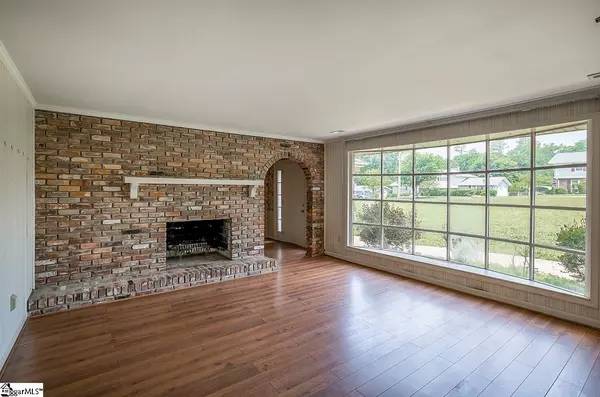 Mauldin, SC 29662-2507,207 Evening Way
