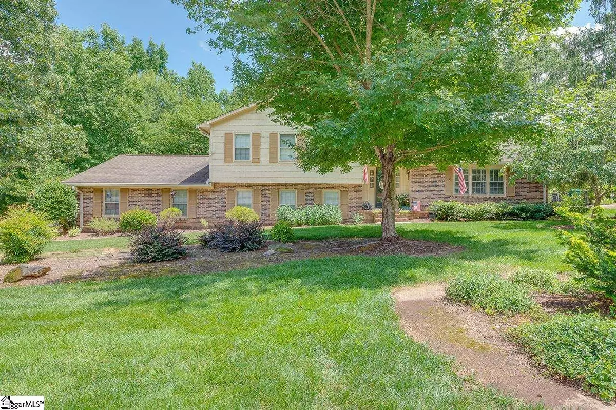 Simpsonville, SC 29681,107 Rainwood Drive