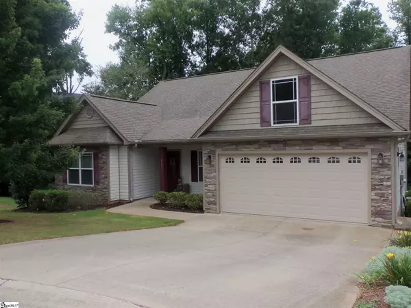 317 Rock Springs Drive, Spartanburg, SC 29301