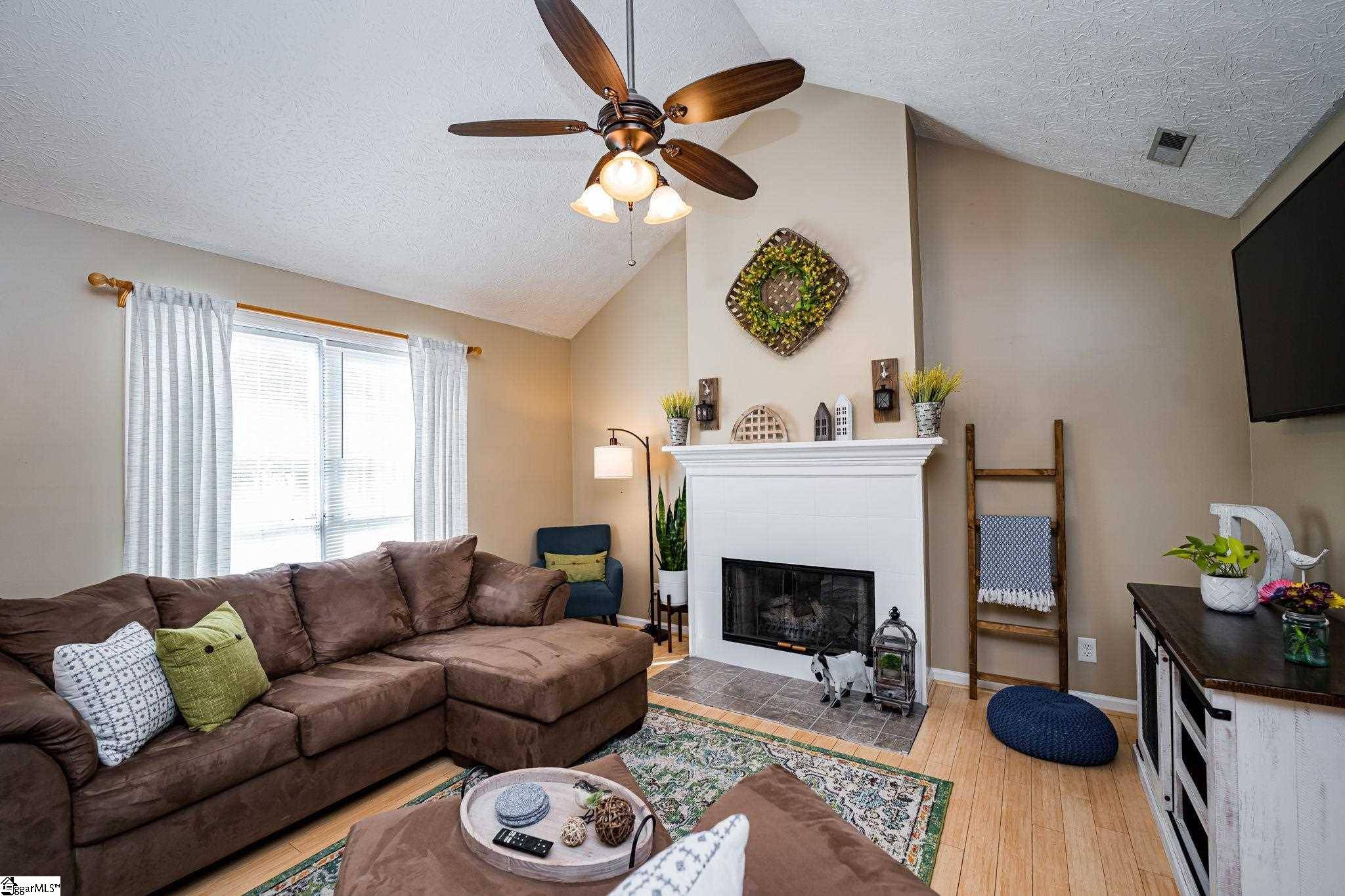 Simpsonville, SC 29681,527 Dunwoody Drive