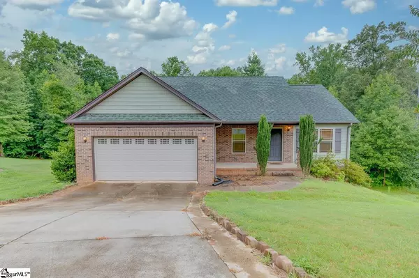 220 Larch Court, Taylors, SC 29687