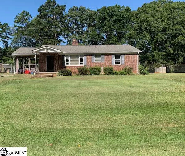 851 Penland Road, Laurens, SC 29360