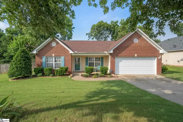 112 Catterick Way, Fountain Inn, SC 29644-1754