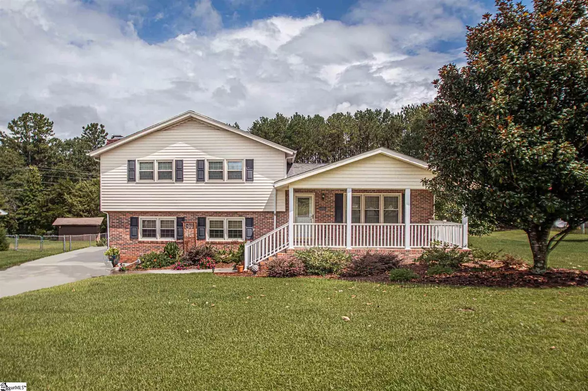 Liberty, SC 29657,107 Crestwood Drive