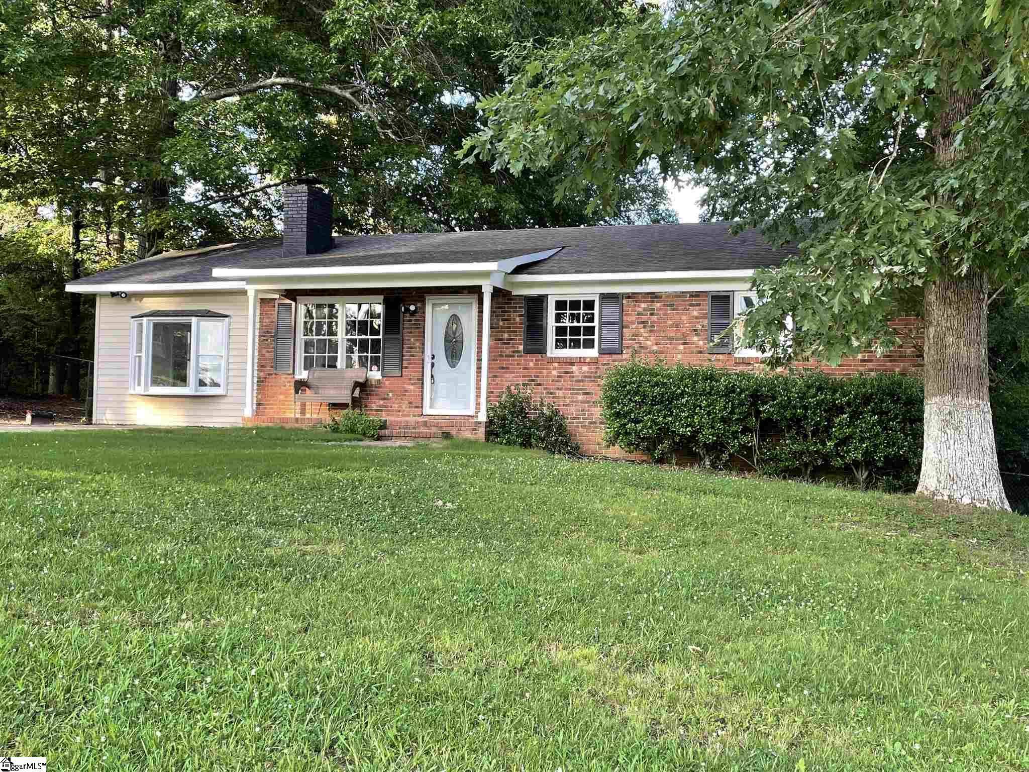 109 Rocking Chair Lane, Spartanburg, SC 29307