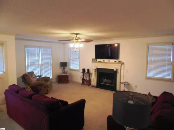 Moore, SC 29369-9374,147 Williston Way