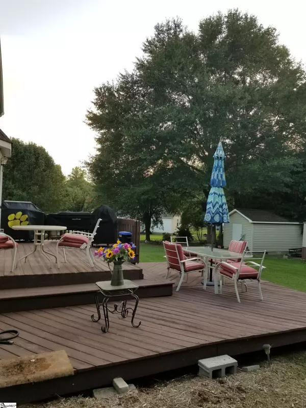 Liberty, SC 29657-3800,108 Emerald Court