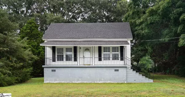 7 Fuller Street, Pelzer, SC 29669