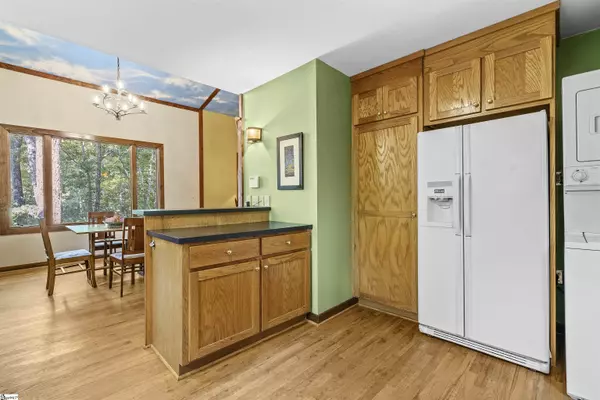 Marietta, SC 29661,15 Hughes Creek Road