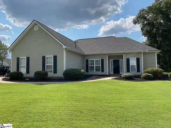 201 Coltsfoot Court, Simpsonville, SC 29680