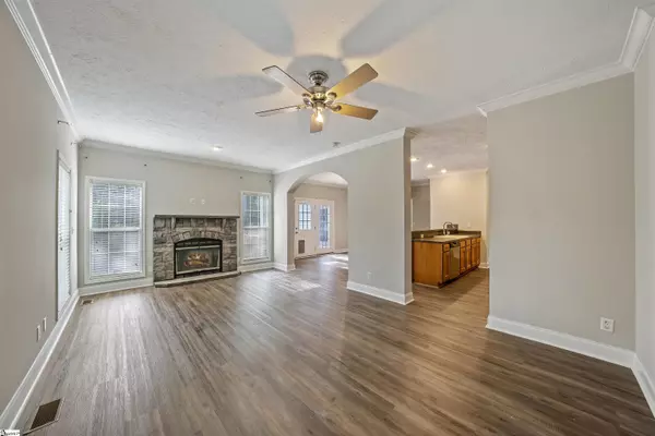 Camden, SC 29020,19 Coach Hill Road